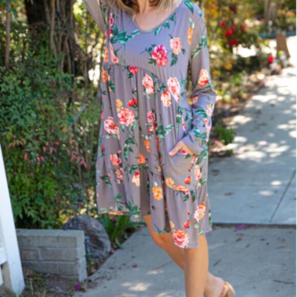 HAPTICS Slate Floral Tiered Babydoll Dress with Pockets SMALL - Picture 3 of 6